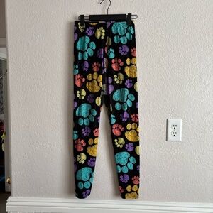 Vibrant Paw Print Leggings with Elastic Waistband